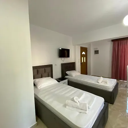 Dosti Apartment Ksamil Exteriör bild