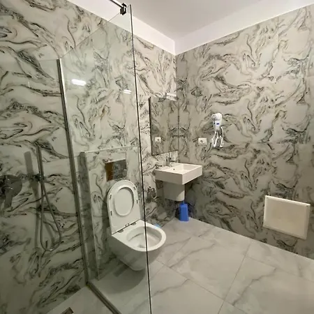 Dosti Apartment Ksamil Exteriör bild