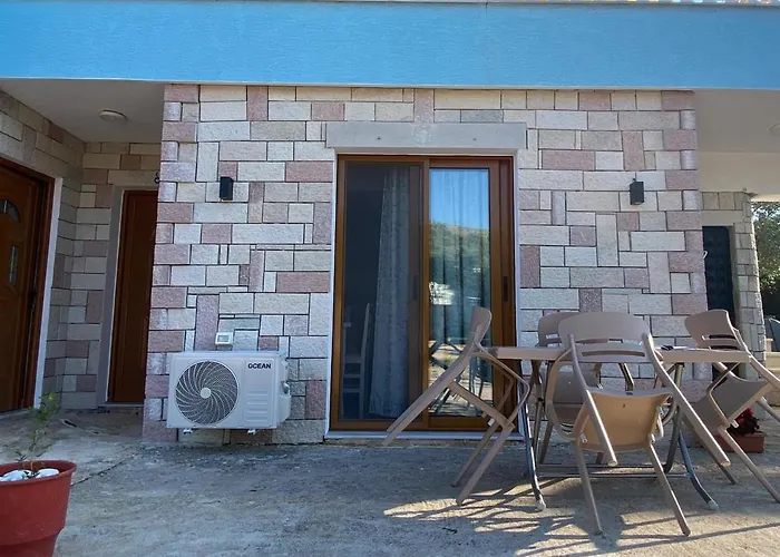 Dosti Apartment